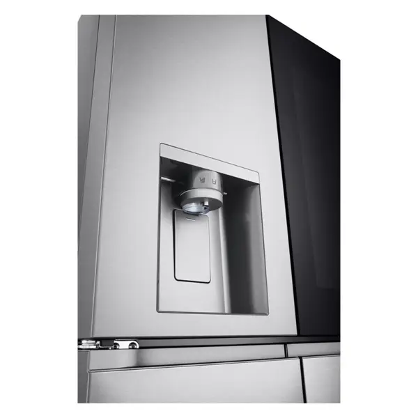 یخچال فریزر ال جی مدل GMX946NS9F رنگ نقره ای نمای از  طراحی آب ریز و یخ ریز